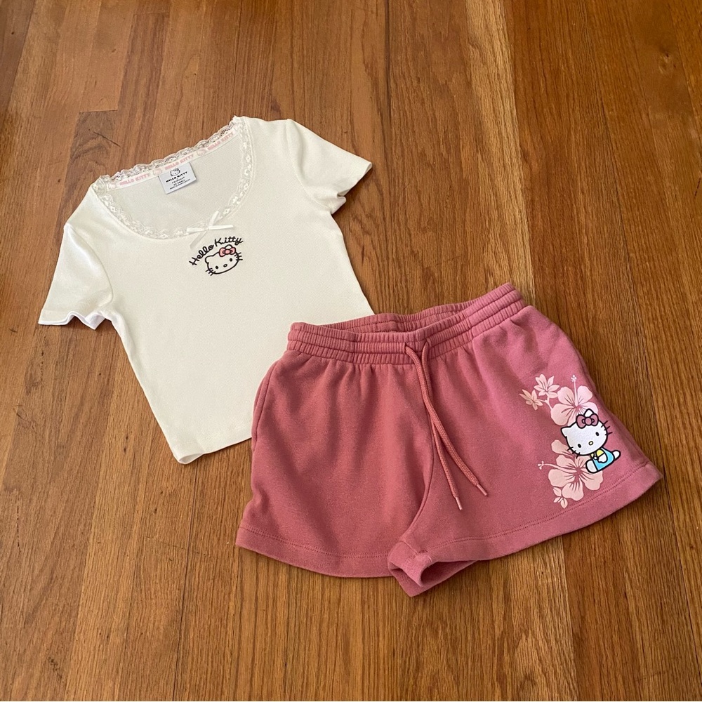 Hello Kitty Embroidered White Lace-Trim Tee & Rose Pink Hello Kitty Shorts Set